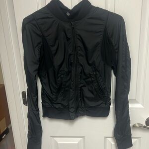 Lulu lemon reversible wind breaker
